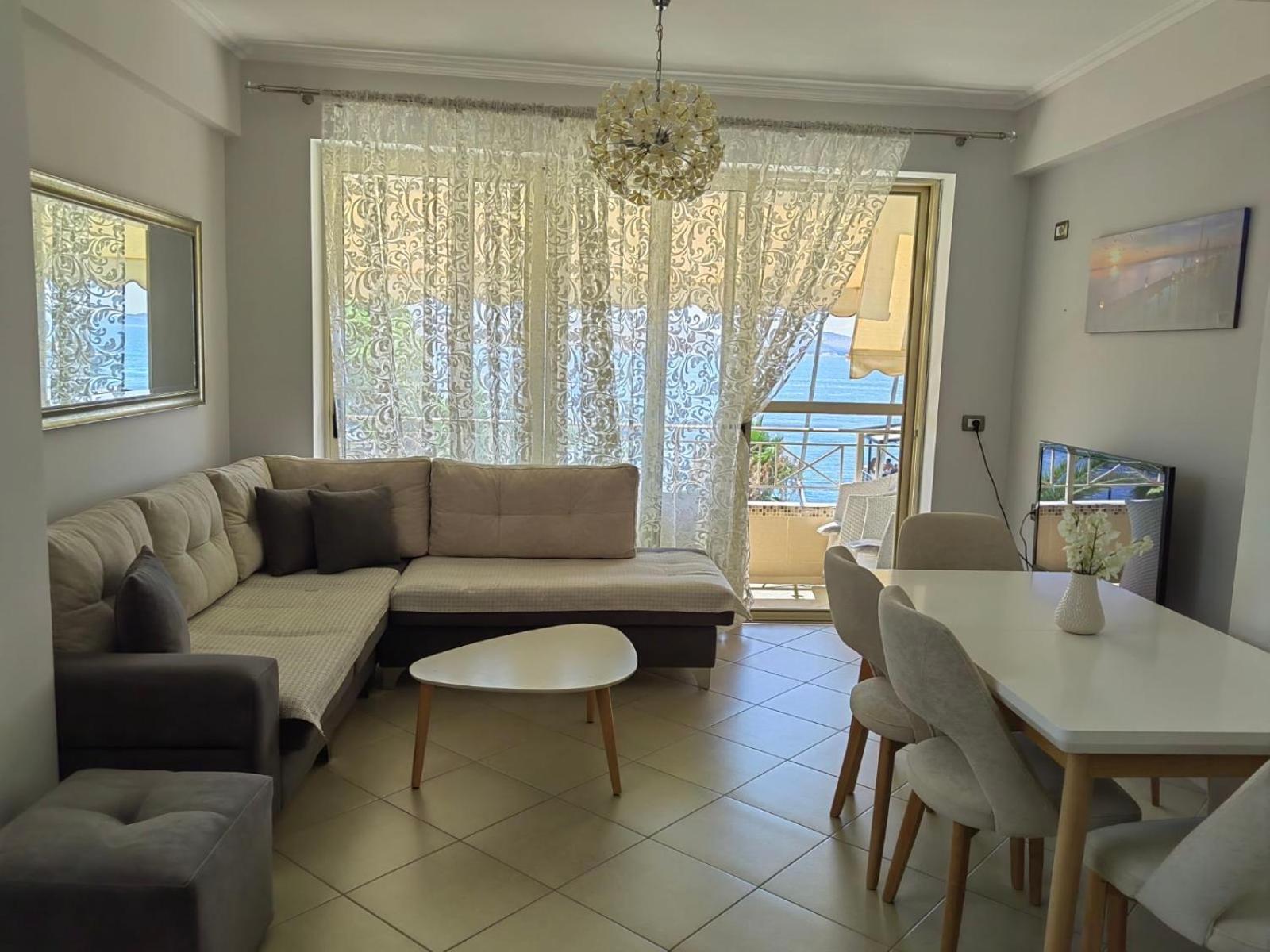 Apartment In Saranda Екстер'єр фото