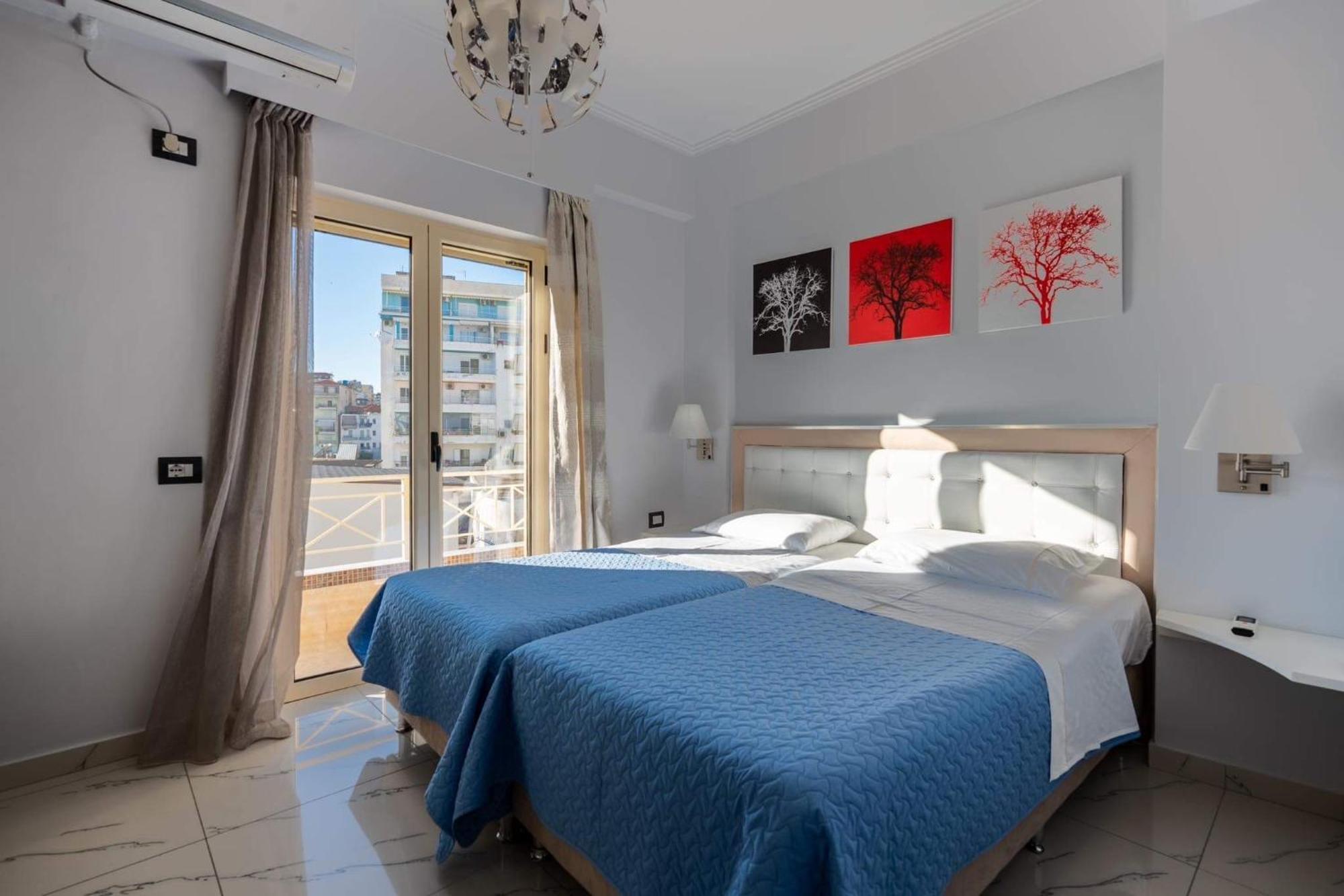 Apartment In Saranda Екстер'єр фото