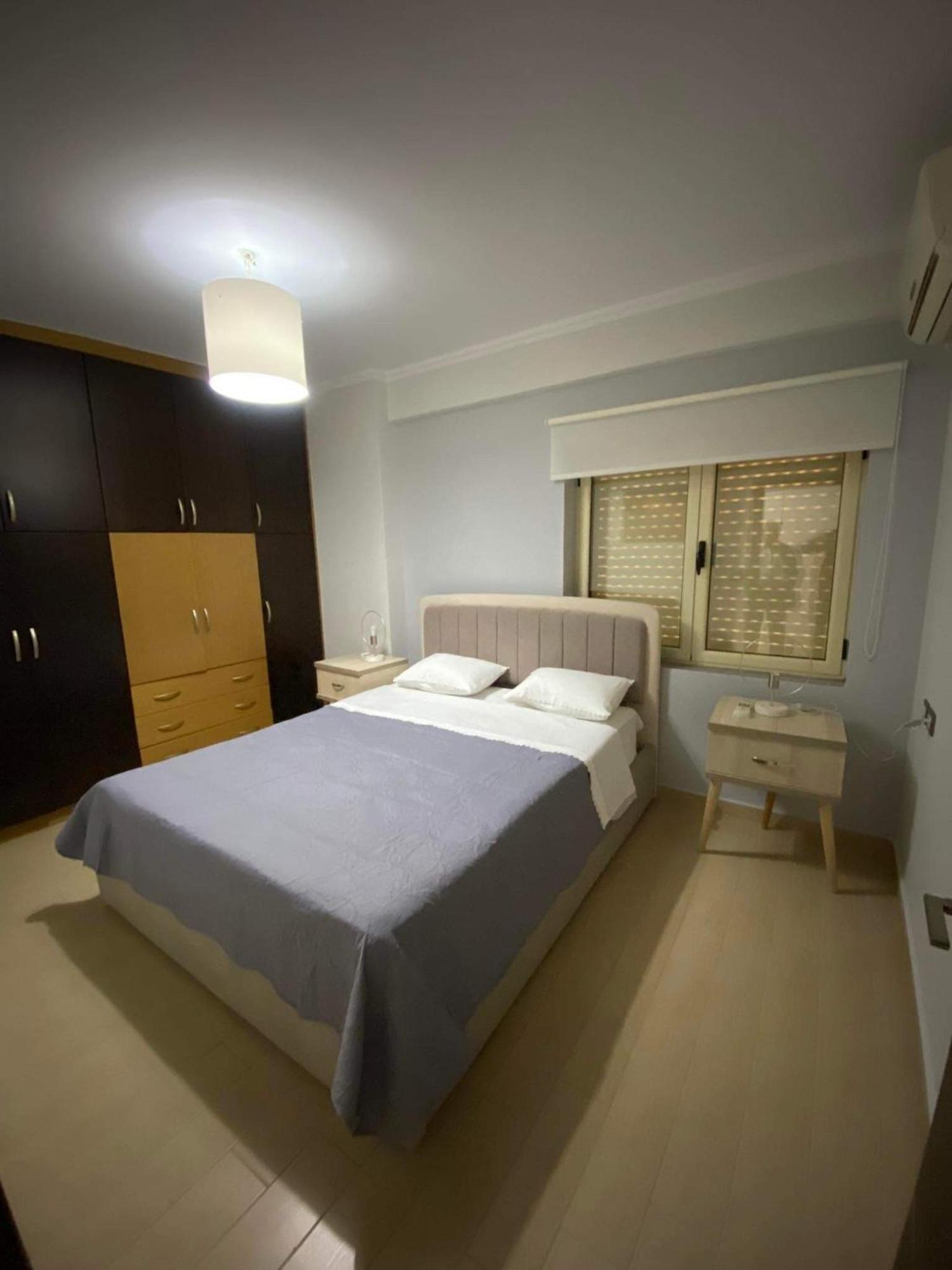 Apartment In Saranda Екстер'єр фото