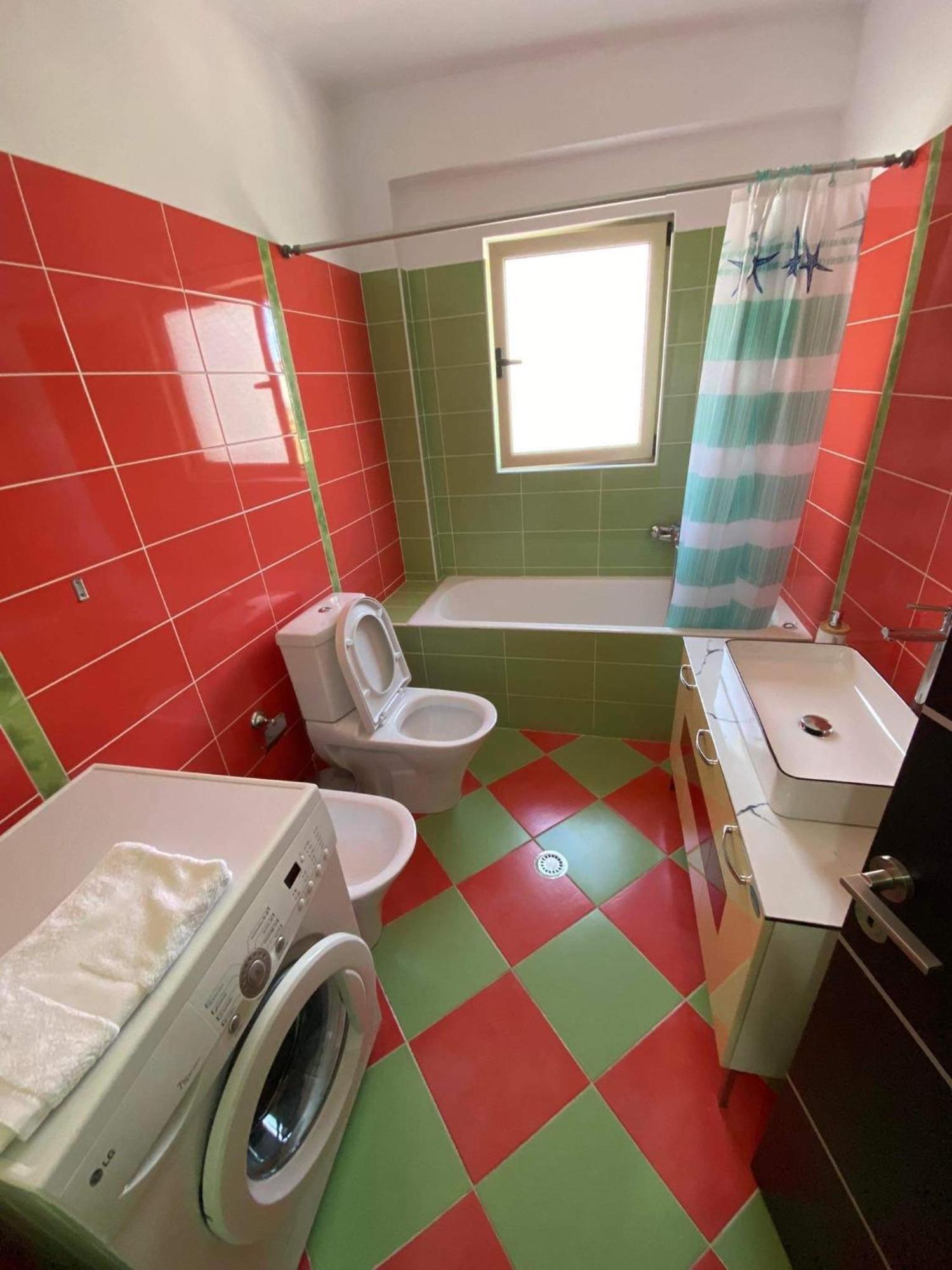 Apartment In Saranda Екстер'єр фото