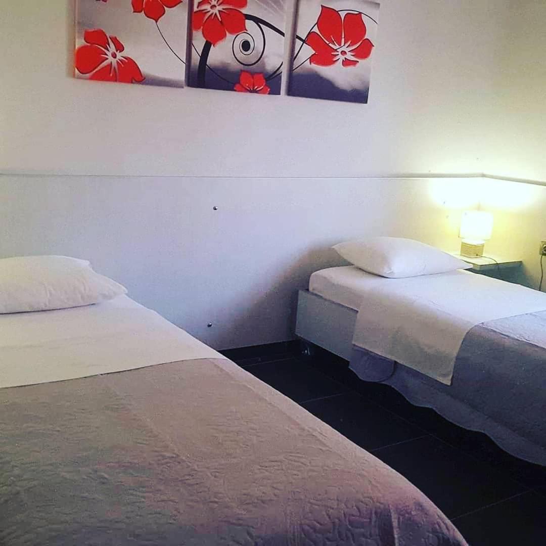 Apartment In Saranda Екстер'єр фото