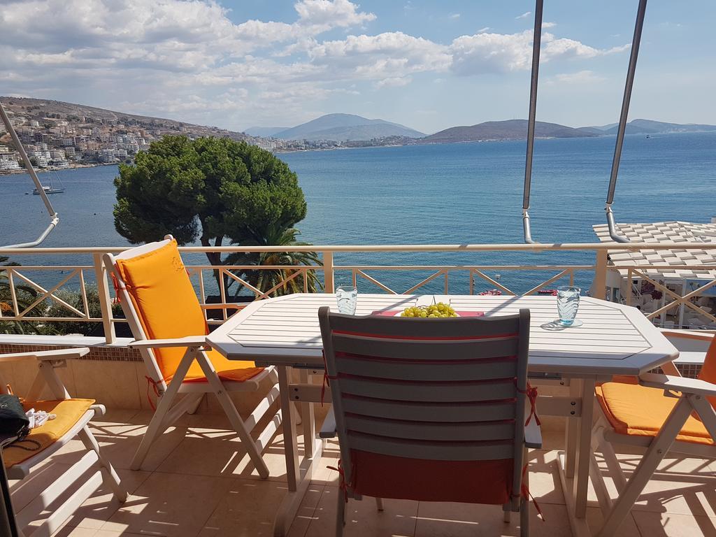 Apartment In Saranda Екстер'єр фото